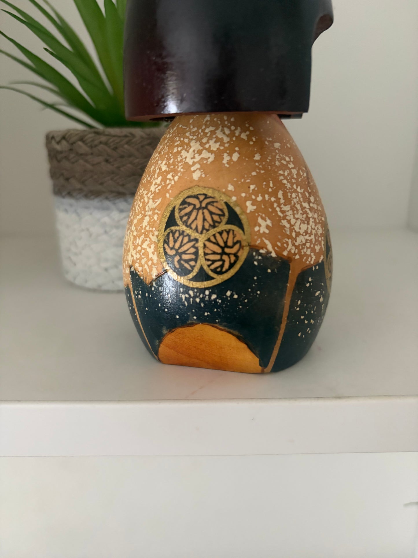 Rare Vintage Sosaku kokeshi by Aoki Ryoka (1931-)