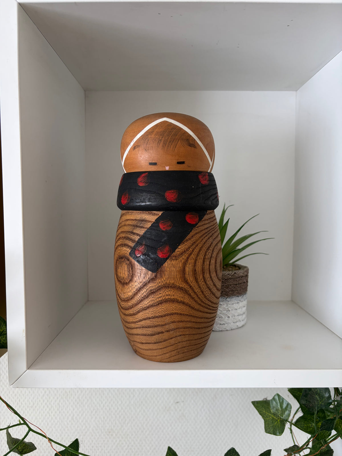 Vintage Sosaku kokeshi by Masao Watanabe (1917-2007)