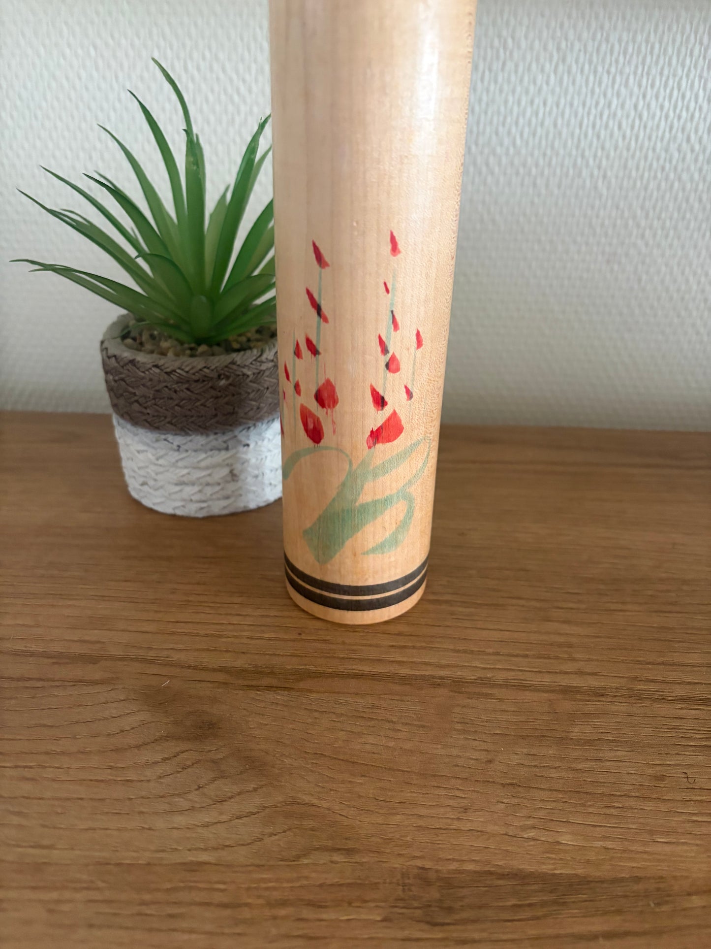 Vintage Monochrome Togatta kokeshi by Sato Fumio