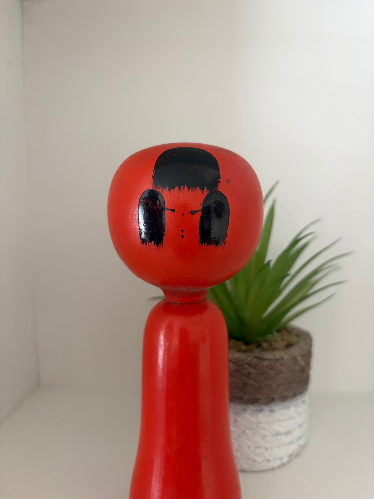 Rare vintage Sosaku kokeshi by Hideo Ishihara (1925-1999)
