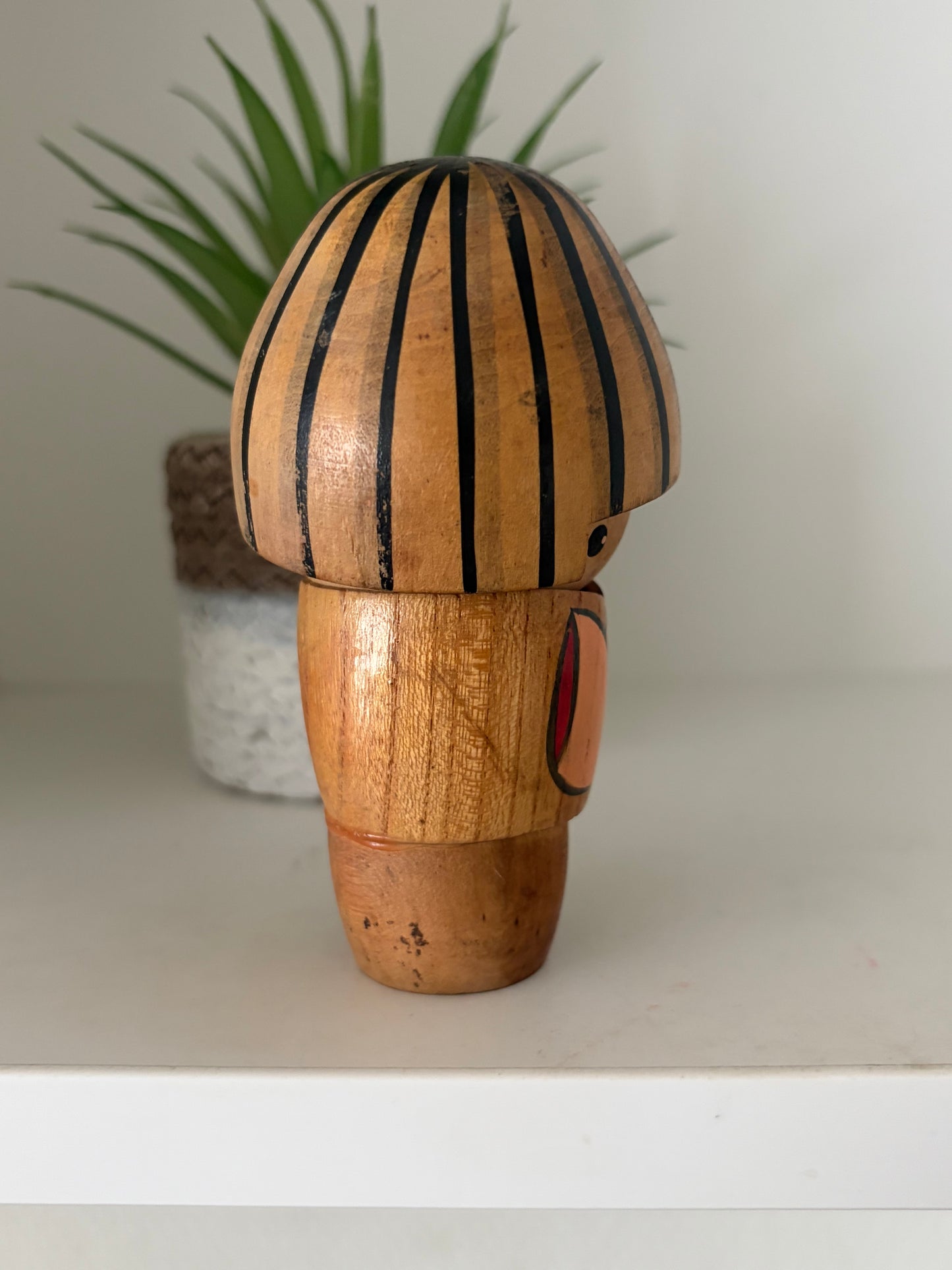Cute Vintage Sosaku kokeshi