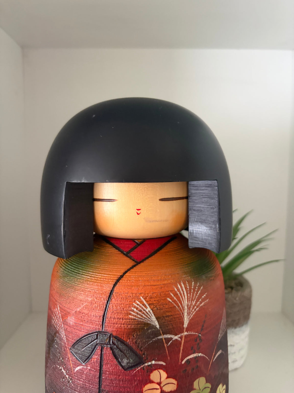 Vintage Gumma kokeshi by Fujikawa Masae (1942-2015)