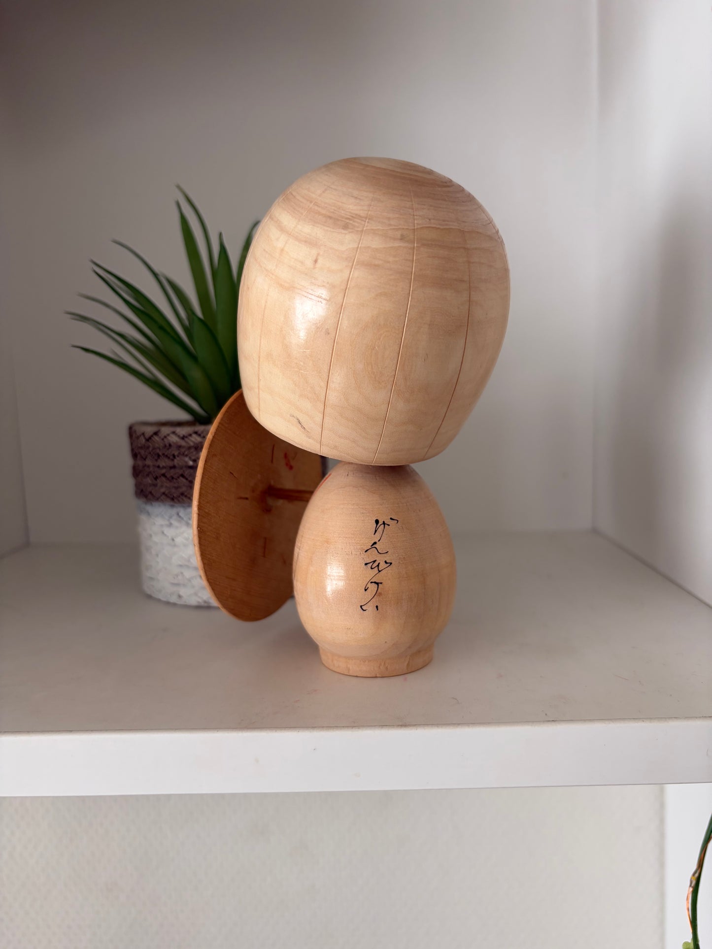 Cute vintage Sosaku kokeshi by Waichi with umbrella