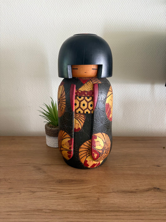 Rare vintage Gumma kokeshi by Inosuke Kobayashi (1931-)