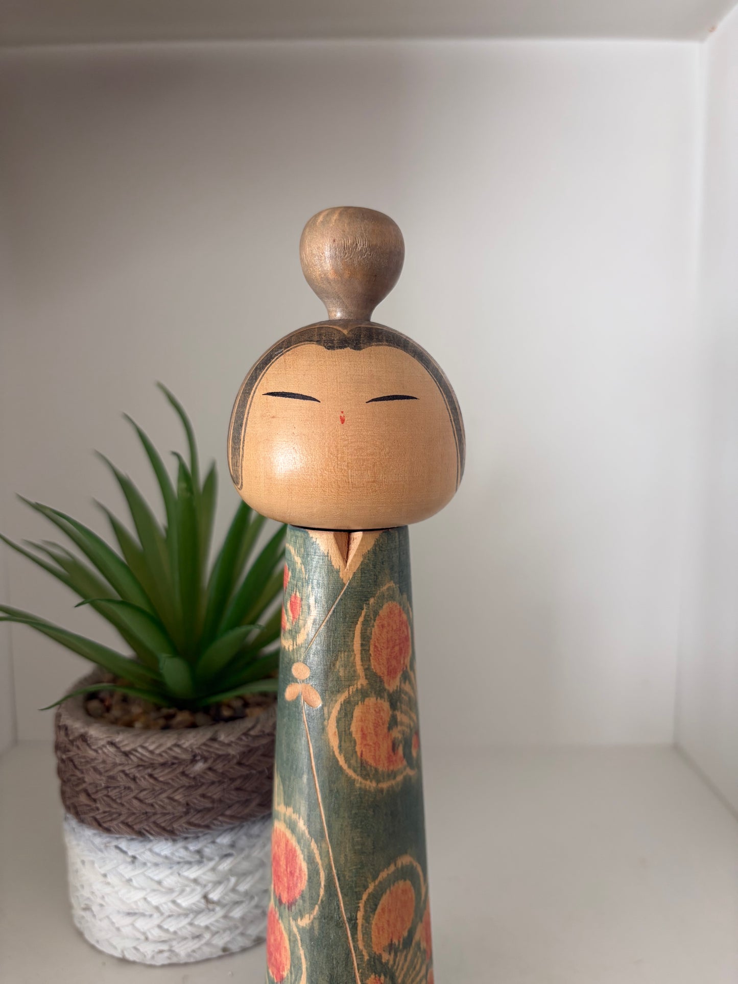 Vintage creative kokeshi by Issetsu Kuribayashi (1924-2011)