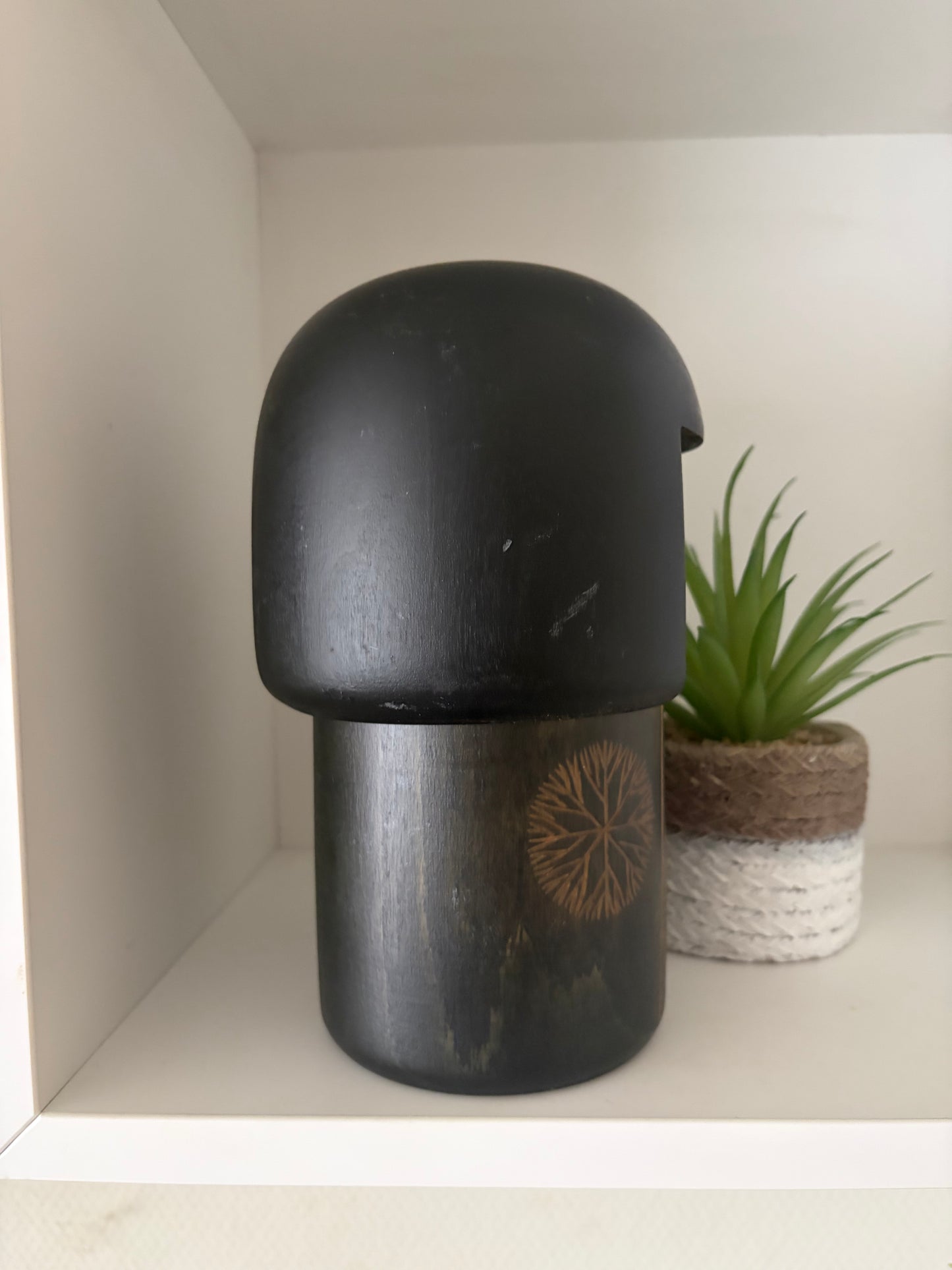 Vintage Gumma kokeshi by Sansaku Sekiguchi (1925-2018)Big version