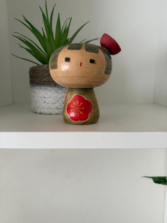 Cute vintage Sosaku kokeshi