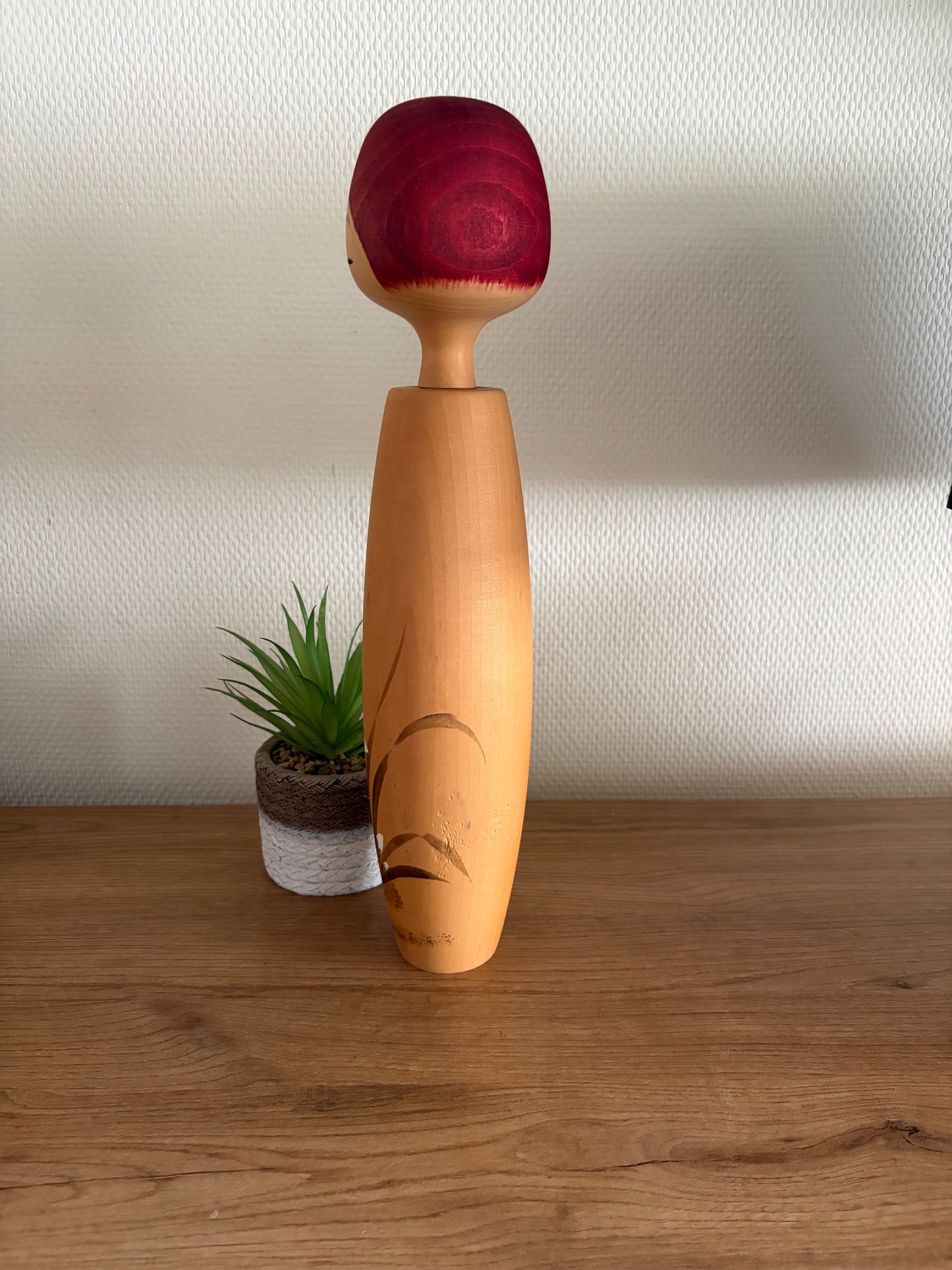 Exclusive vintage Sosaku kokeshi by Aoki Ryoka (1931-)