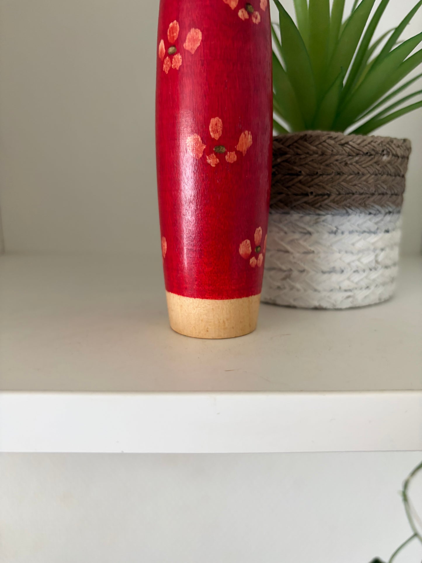 Rare vintage Sosaku kokeshi by Takahashi Hashime (1918-2002)