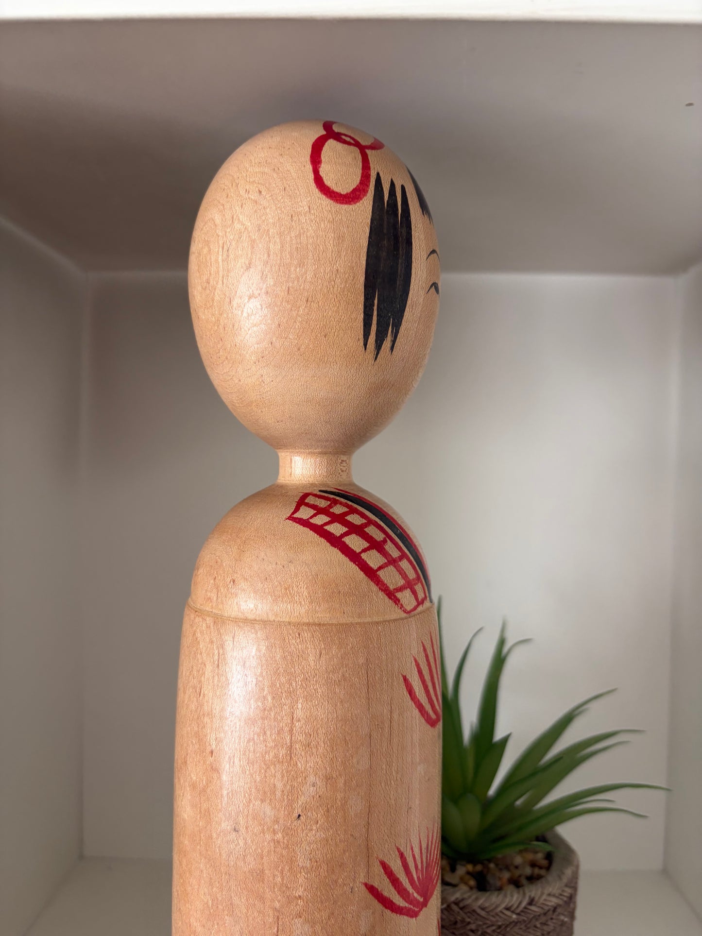 Vintage traditional Kijiyama kokeshi by Onodera Shigeichi