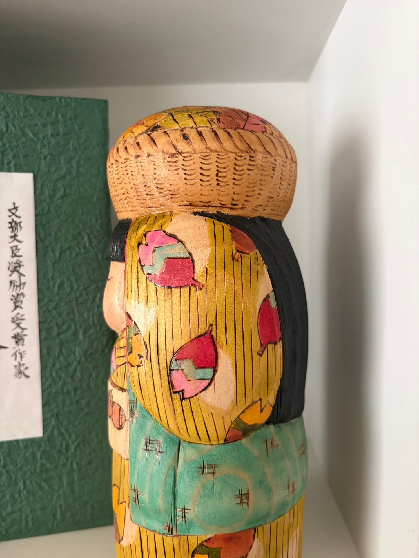 One of a kind kokeshi by Yuko Yamazaki - With box