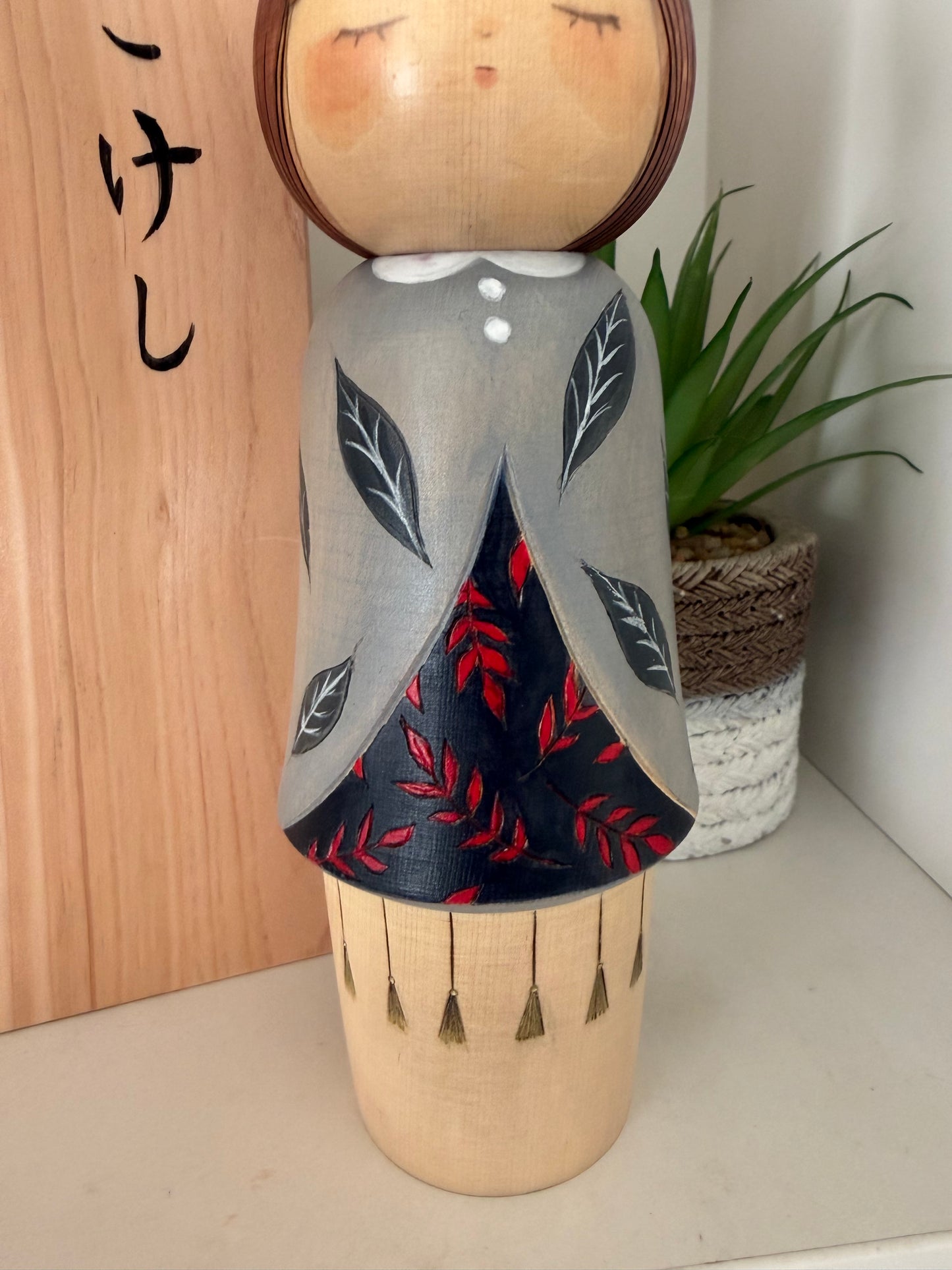 Exclusive Award winning kokeshi by Nagisa Hirano!