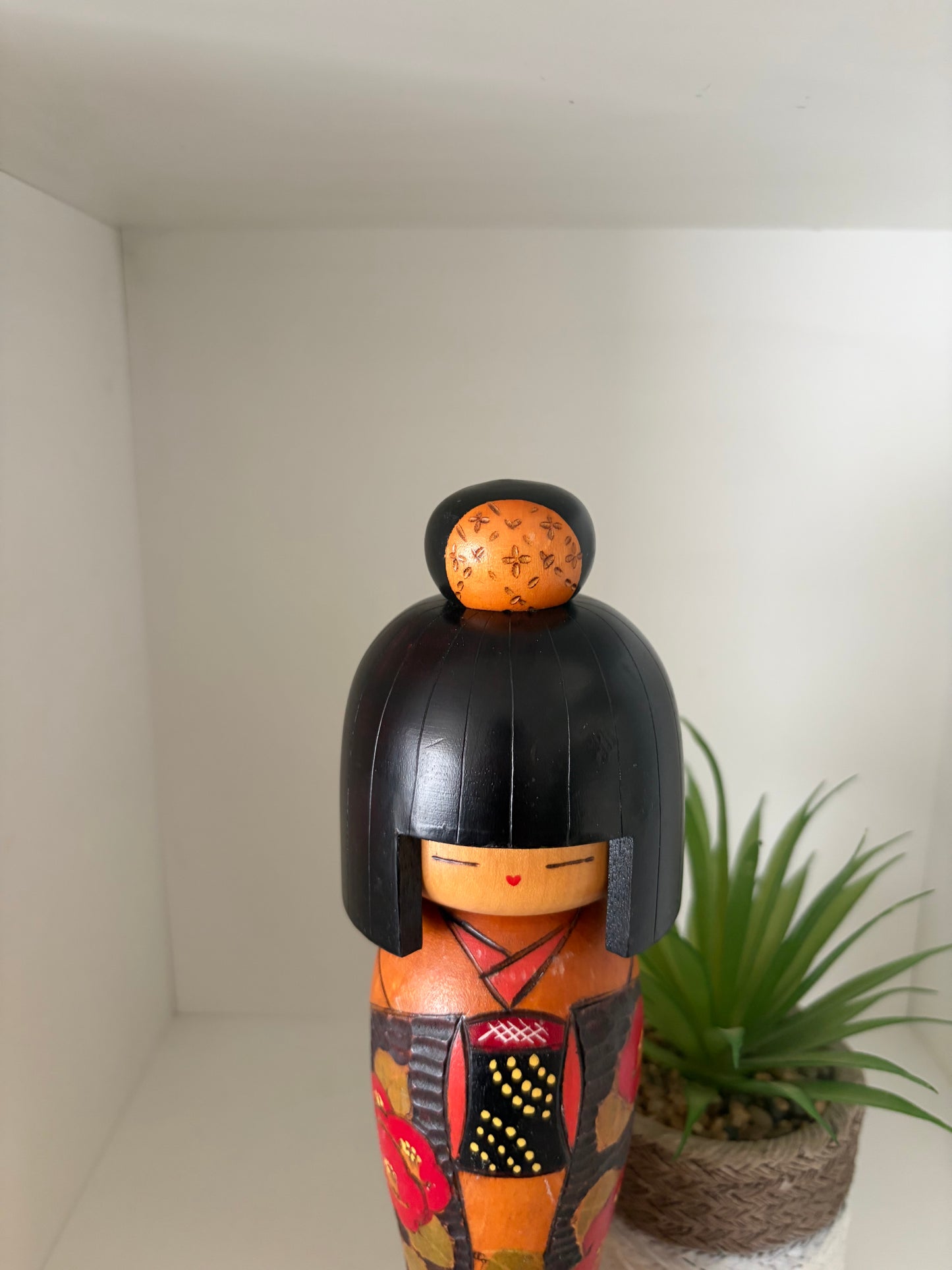 Vintage Gumma kokeshi by Kazuo Takamizawa (1927-)