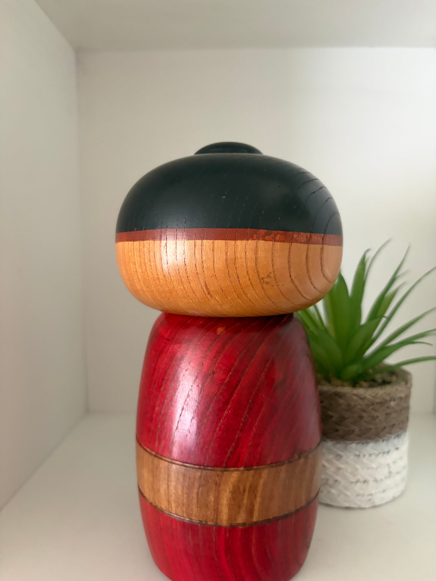 Rare vintage Sosaku kokeshi mad by Sanpei Yamanaka (1926-2012)