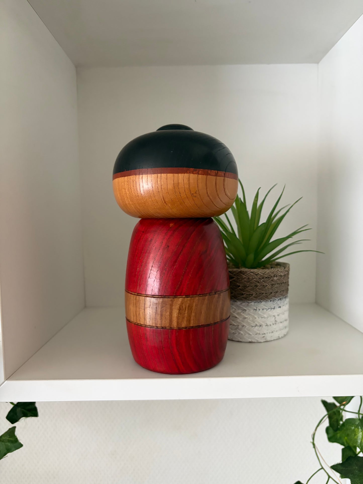 Rare vintage Sosaku kokeshi mad by Sanpei Yamanaka (1926-2012)