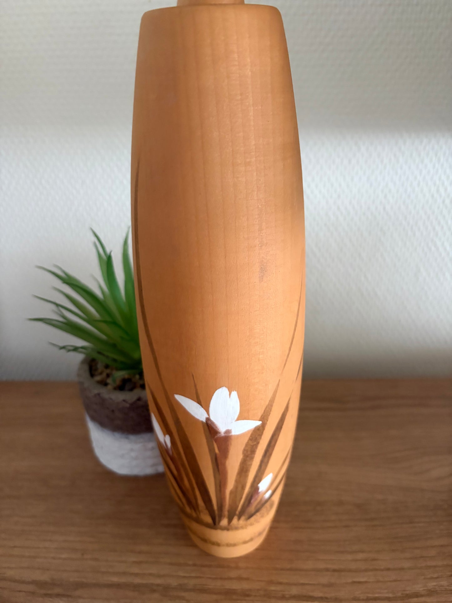 Exclusive vintage Sosaku kokeshi by Aoki Ryoka (1931-)