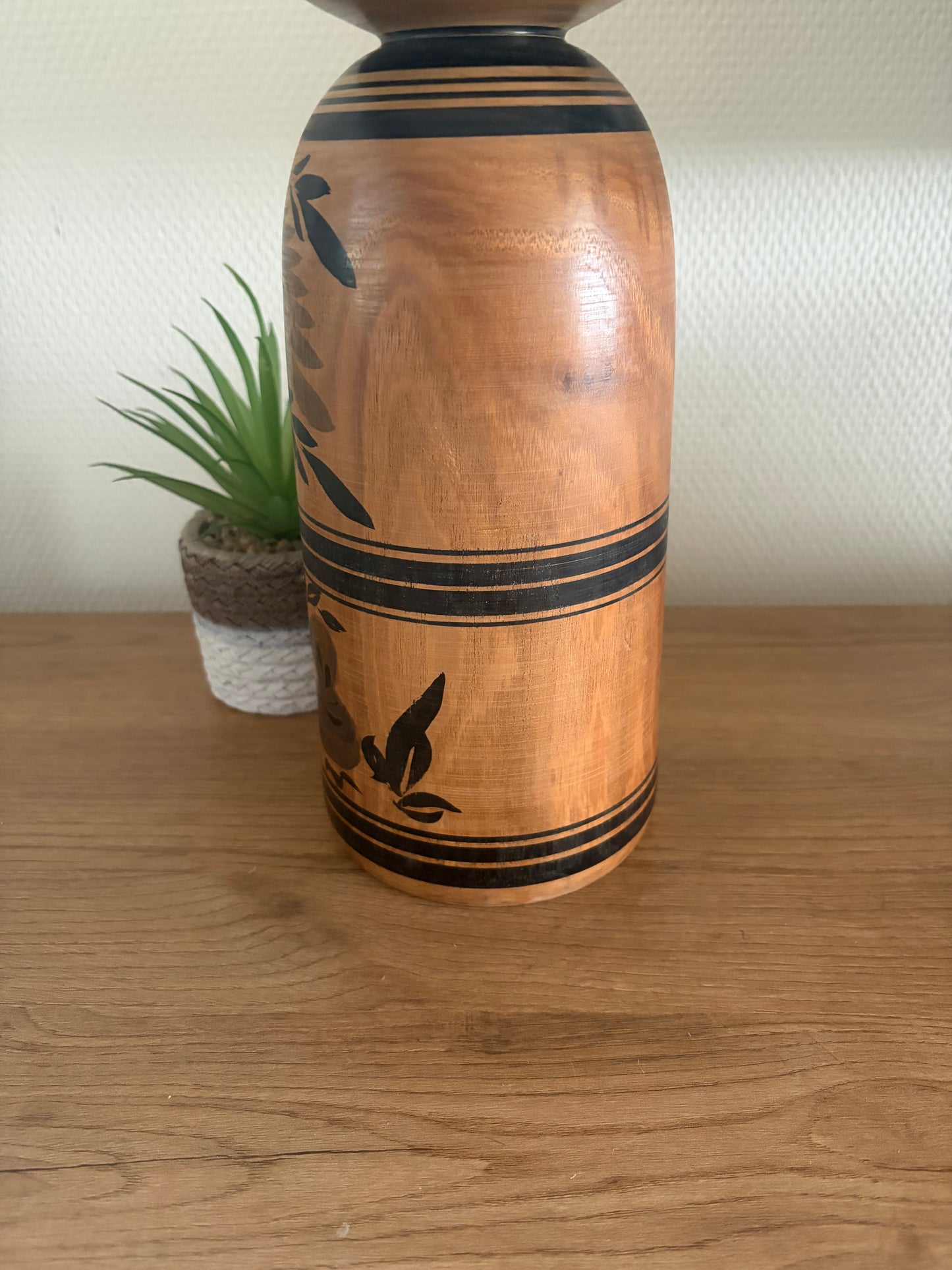 Big and heavy vintage Monochrome Togatta kokeshi by Sato Tadashi