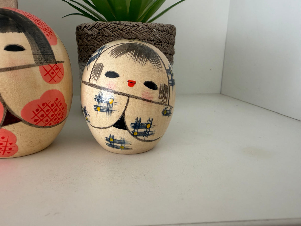 Vintage Sosaku kokeshi by Kato Masami