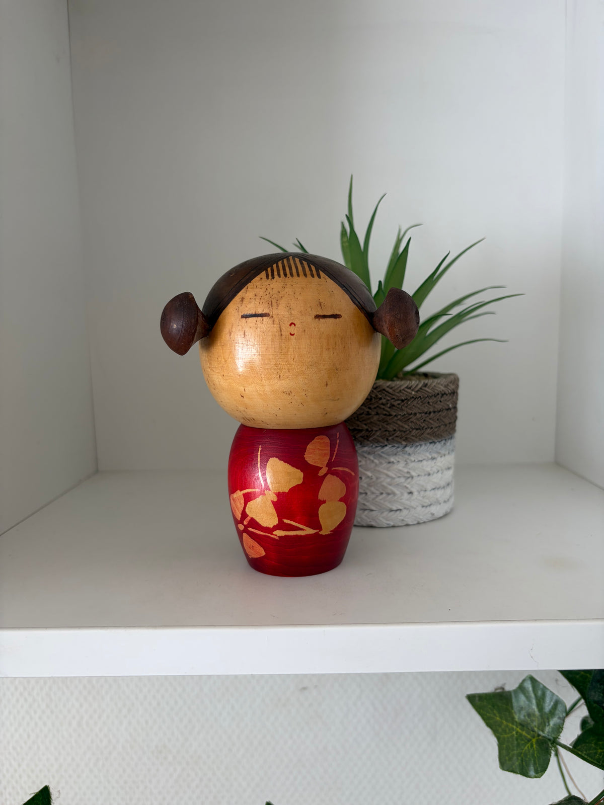 Vintage Sosaku kokeshi by Isamu Yamakawa