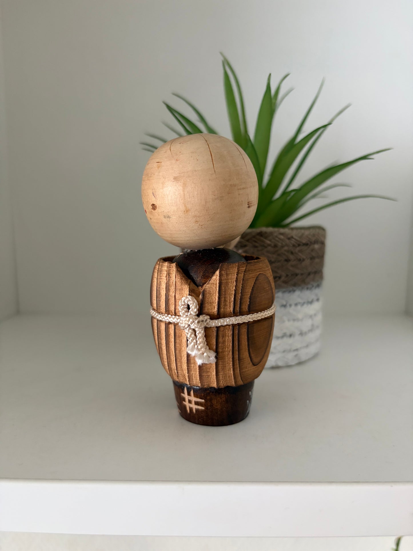 Vintage sosaku kokeshi mother and child.