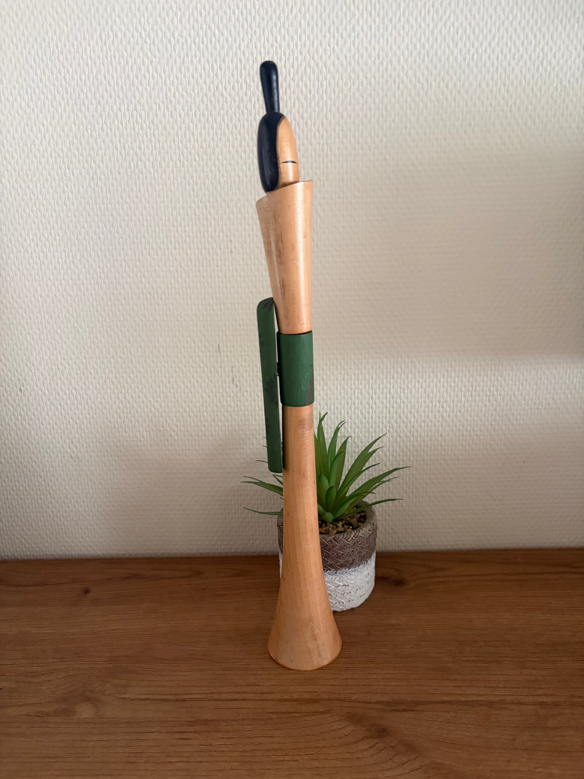 Rare vintage Sosaku kokeshi by Shido Shozan (1932-1995)