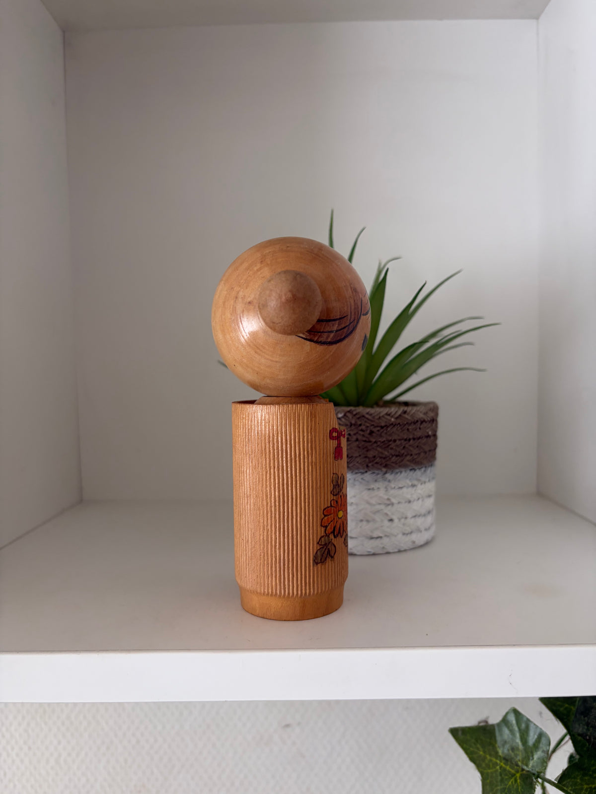 Lovely vintage Sosaku kokeshi by Tomio Ishida