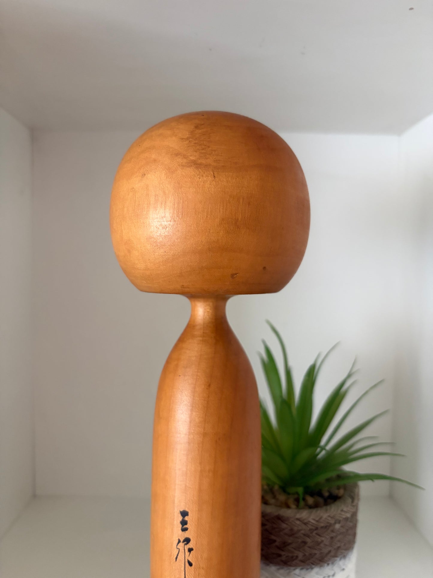 Exclusive Vintage kokeshi made by Sansaku Sekiguchi (1925-2018)