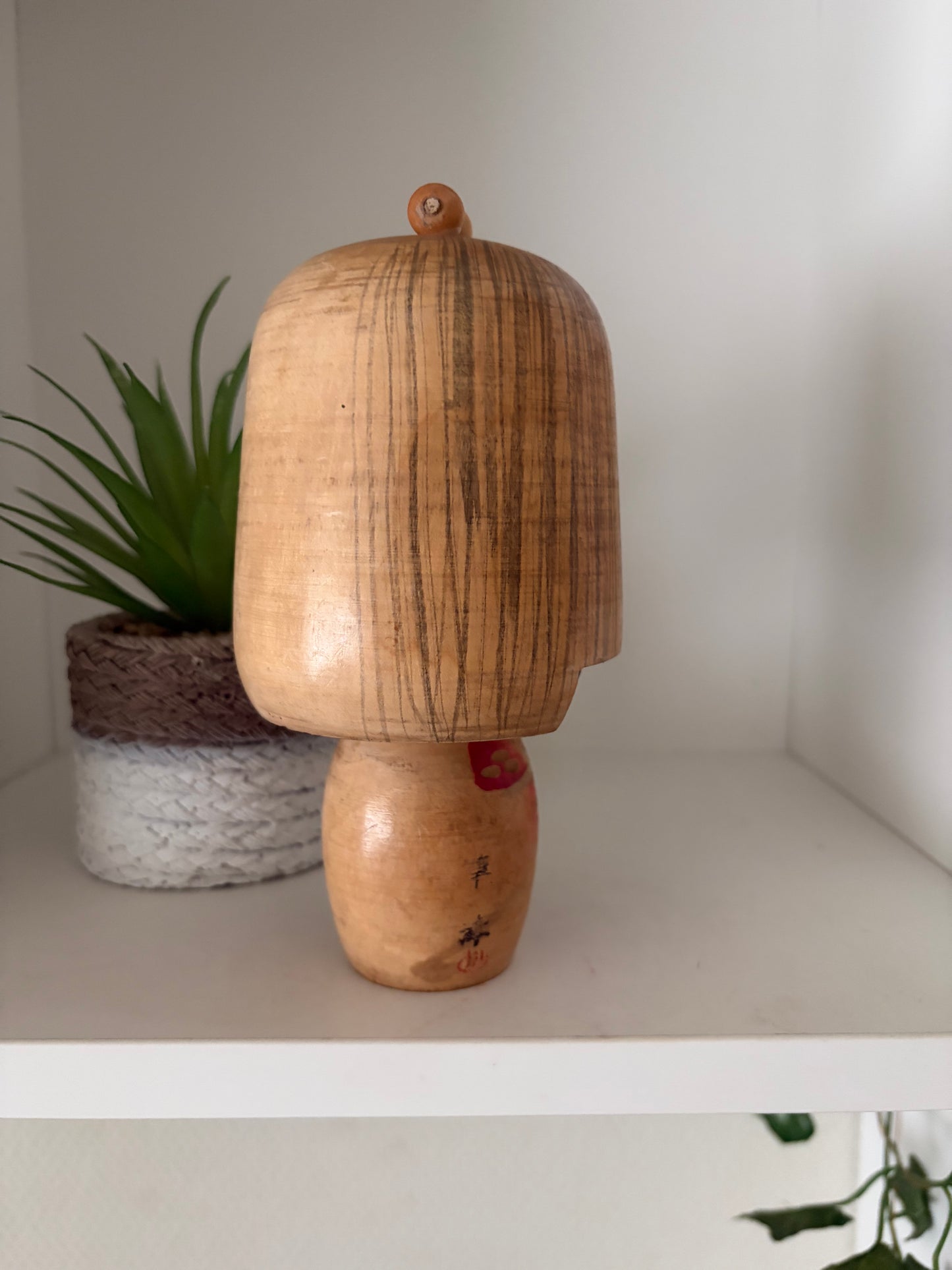 Rare vintage Sosaku kokeshi by Inosuke Kobayashi (1931-)