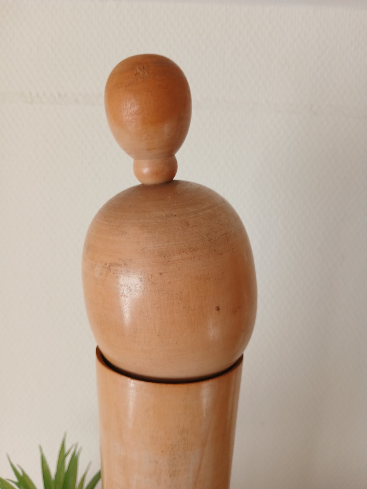 Rare Vintage Sosaku Kokeshi made by Sato Suigai (1920-)
