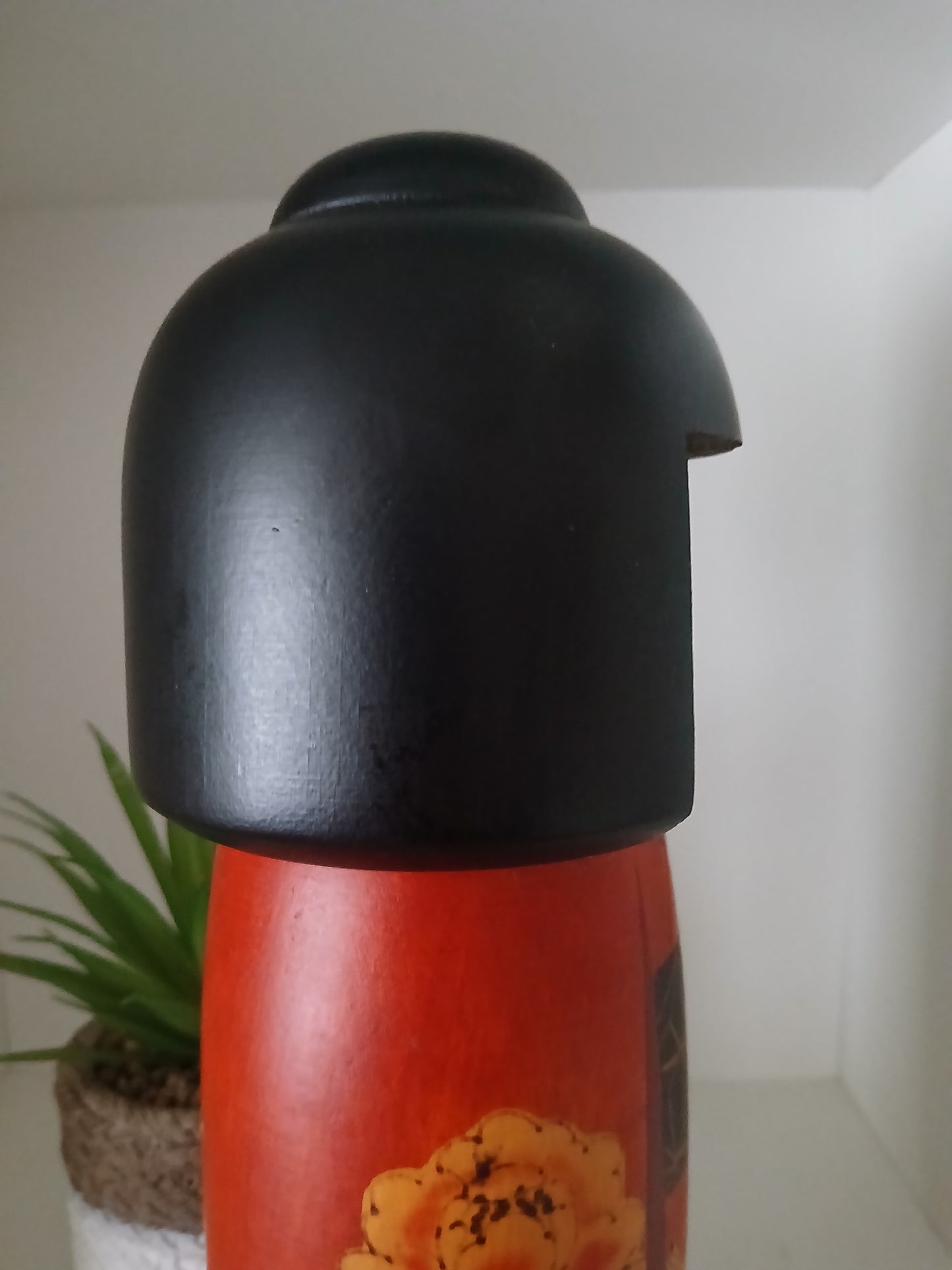 Vintage Sosaku Kokeshi made by Sato Suigai (1920-)