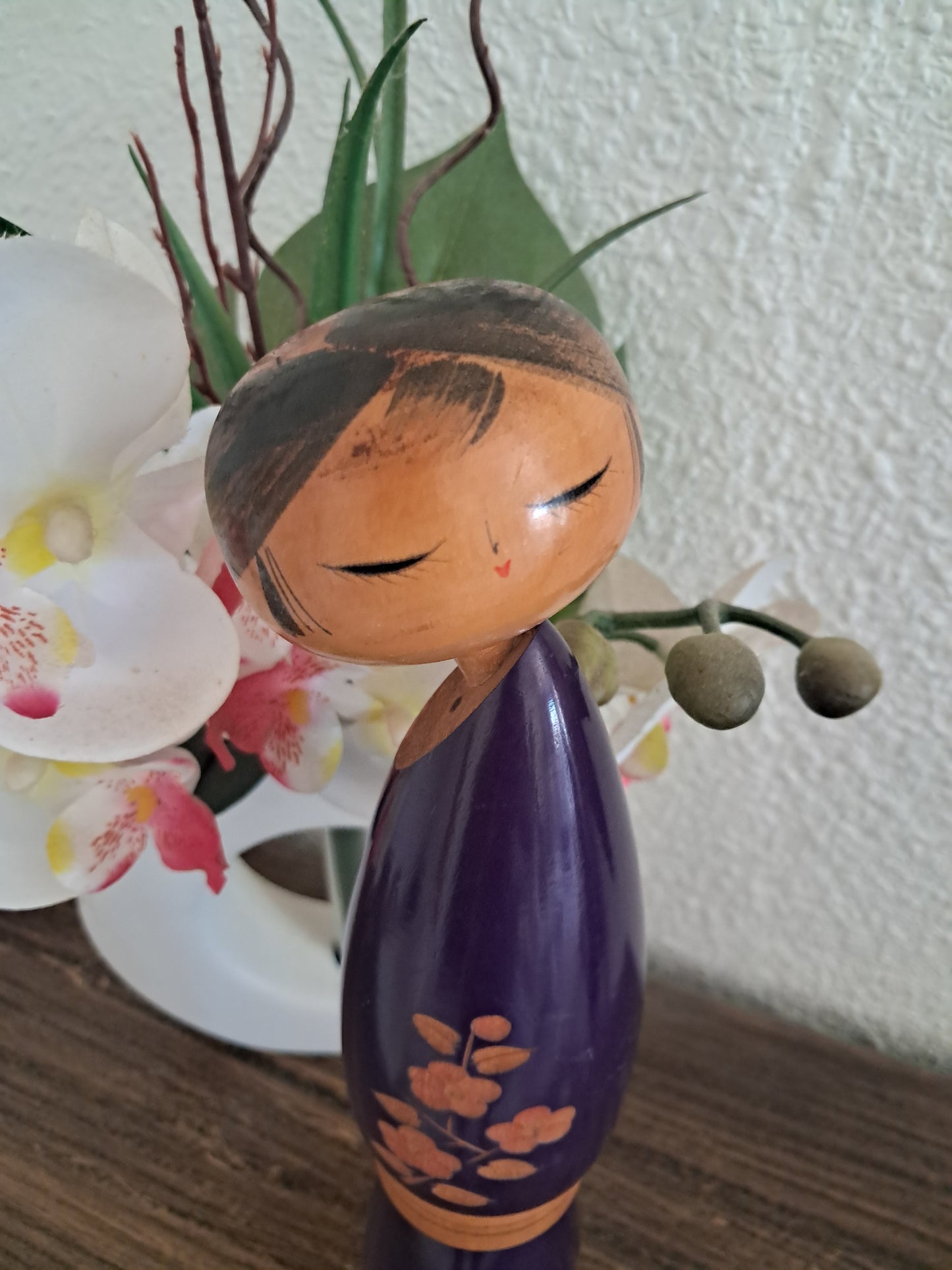 Vintage Sosaku kokeshi by Sato Suigai (1920-)