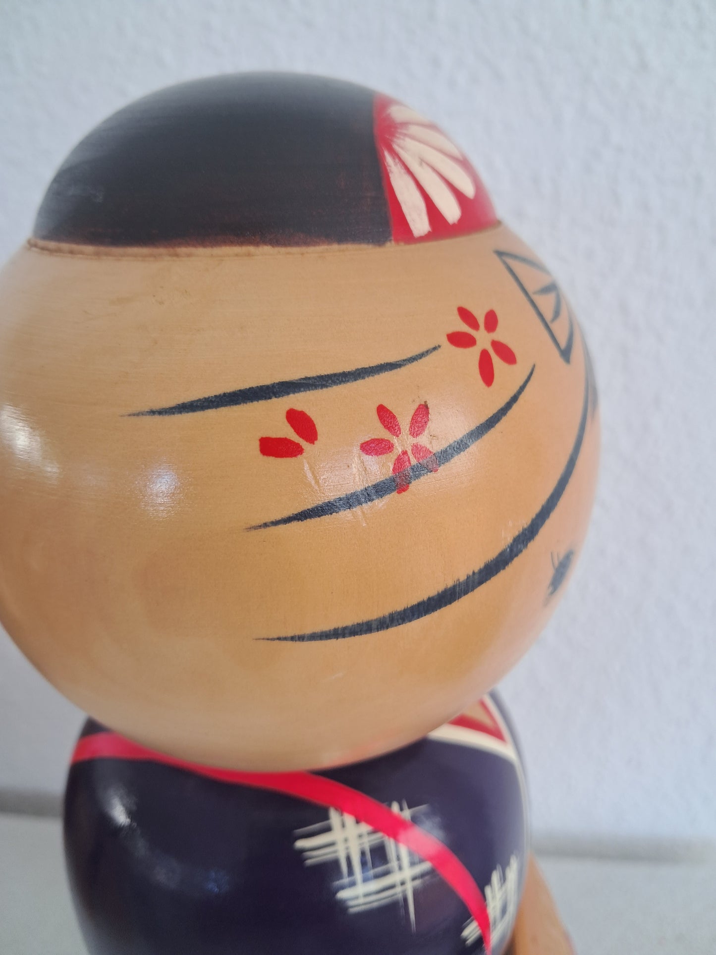 Rare exclusive creative kokeshi by Kishi Sadao (1932-1998) - XL 36cm