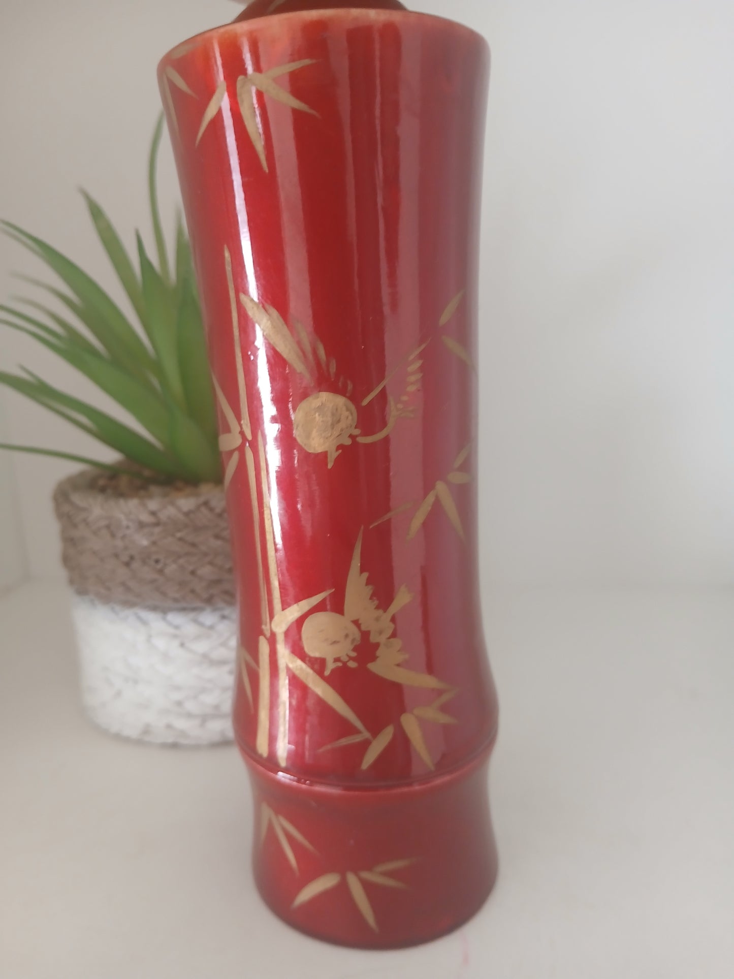 Lovely vintage red lacquer kokeshi by Takahashi Tatsuro