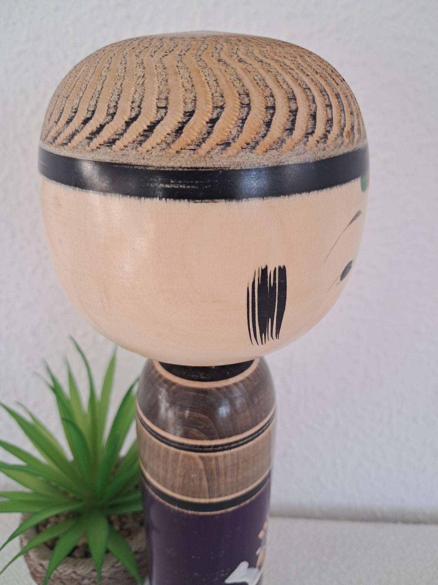 Beautiful Kokeshi by Katsumi Sasaki