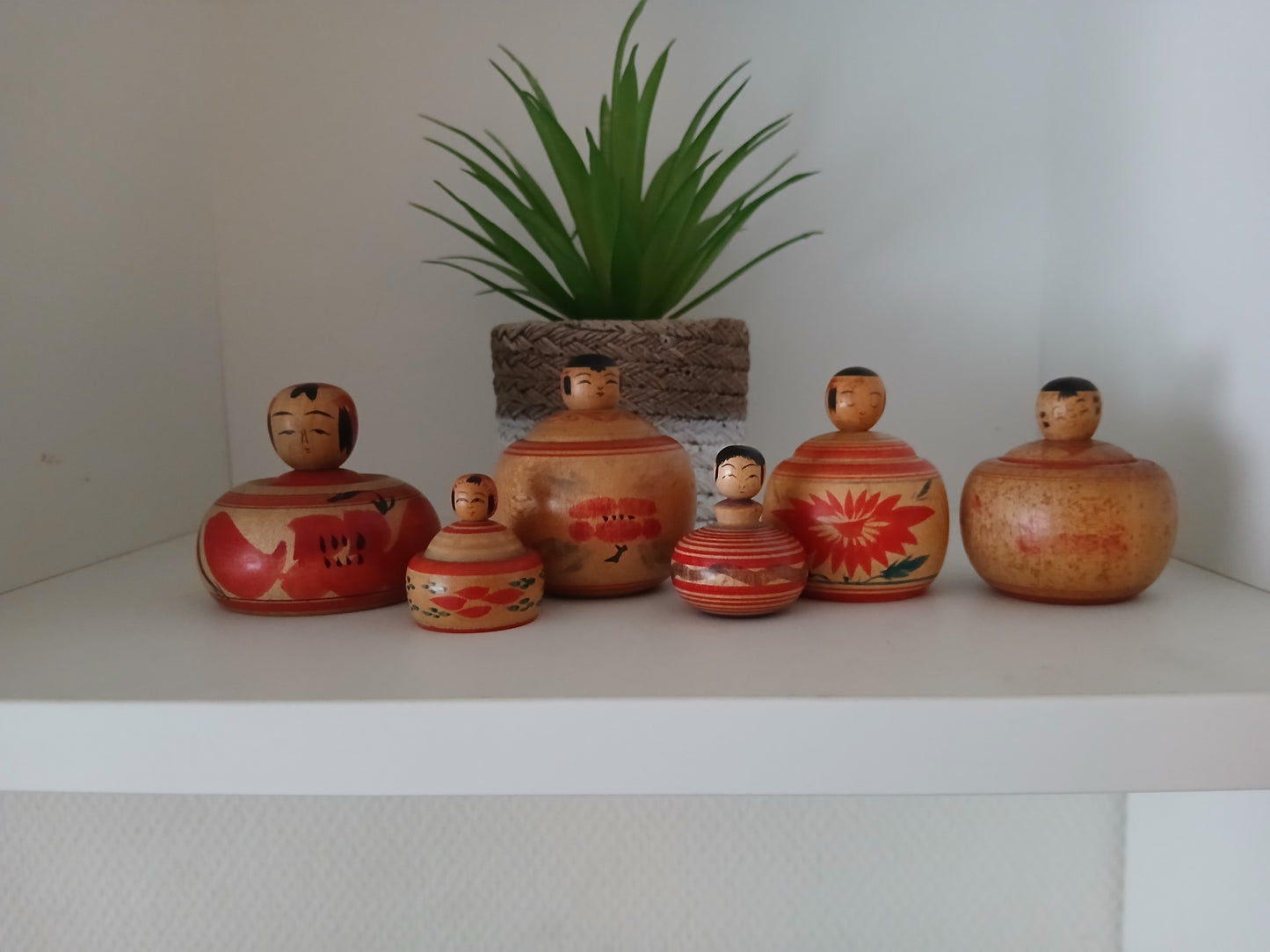 Vintage set of 6 different Ejiko kokeshi