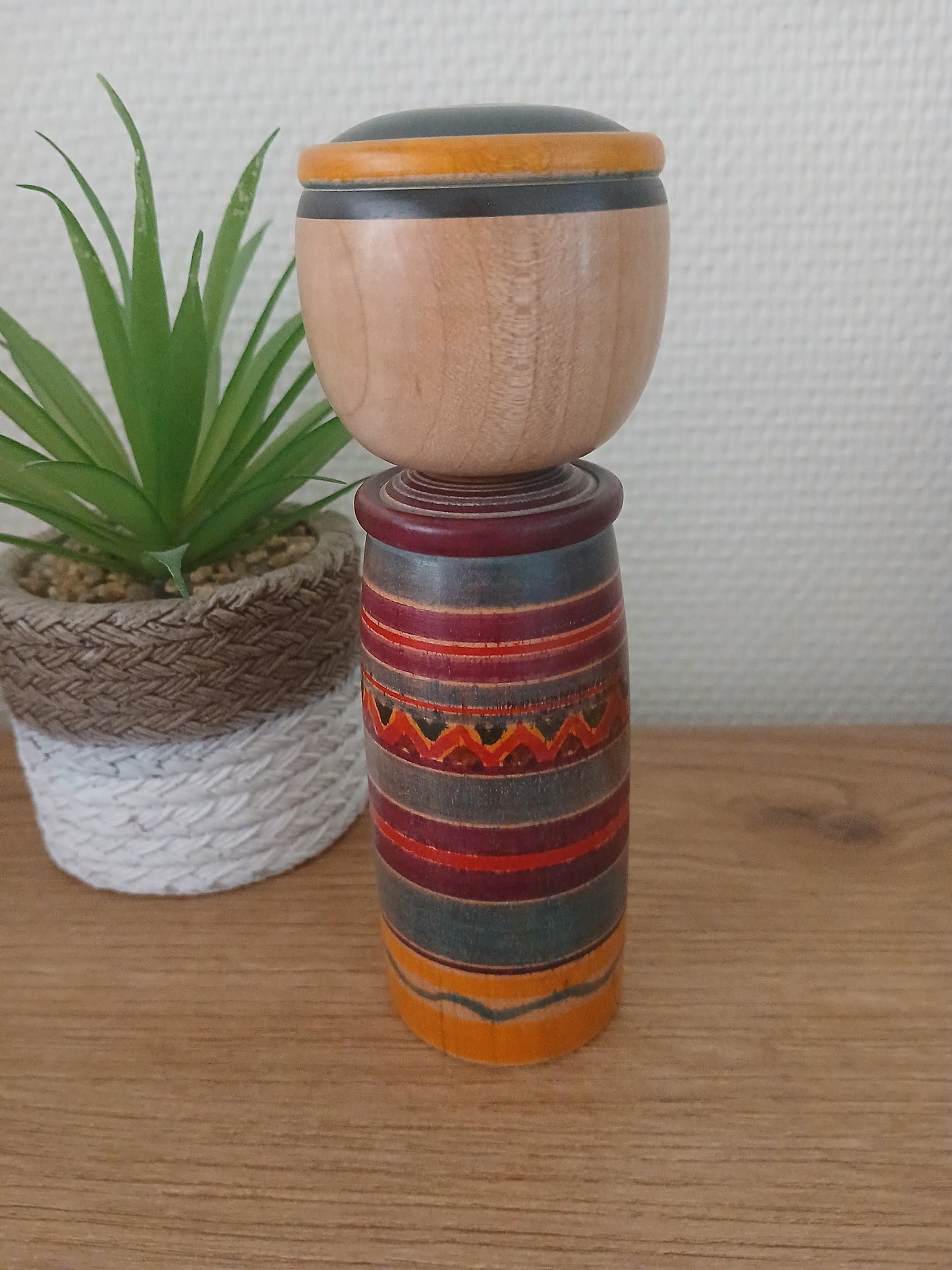 Vintage traditional Yajiro Kokeshi doll by Seikou Sato