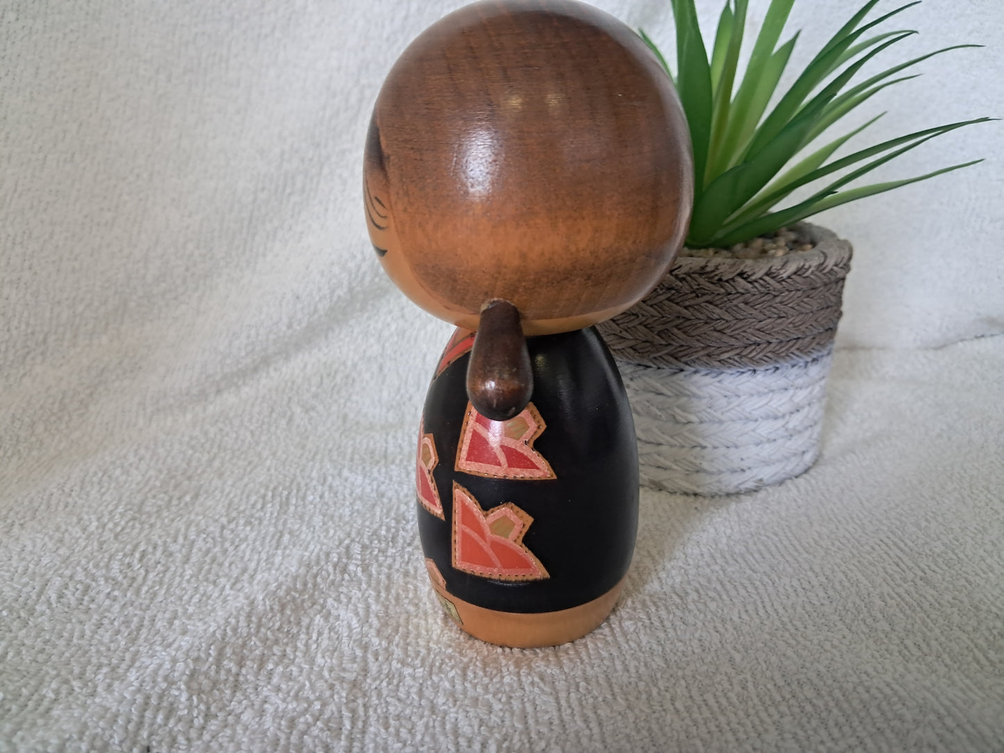 Vintage Sosaku kokeshi made by Kojo Tanaka - Made in 1982