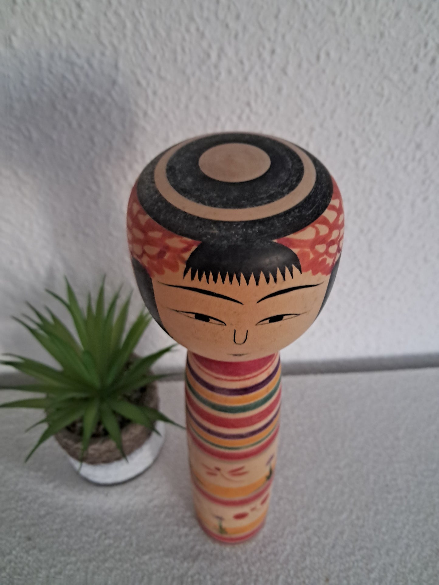 Vintage Traditional Tsuchiyu kokeshi by Abe Ichiro（1925-2000)