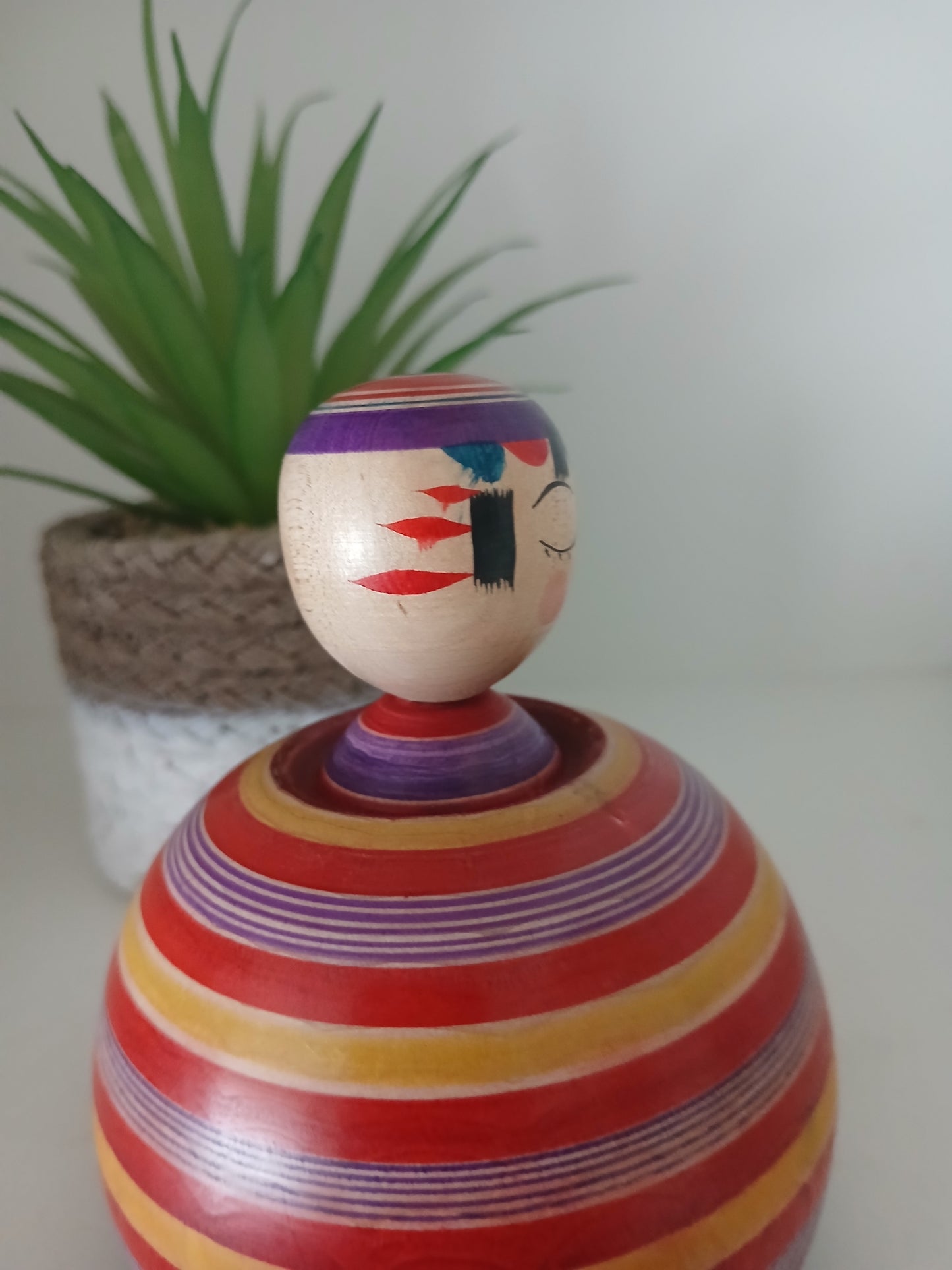 Vintage Ejiko kokeshi by Kamata Bunichi