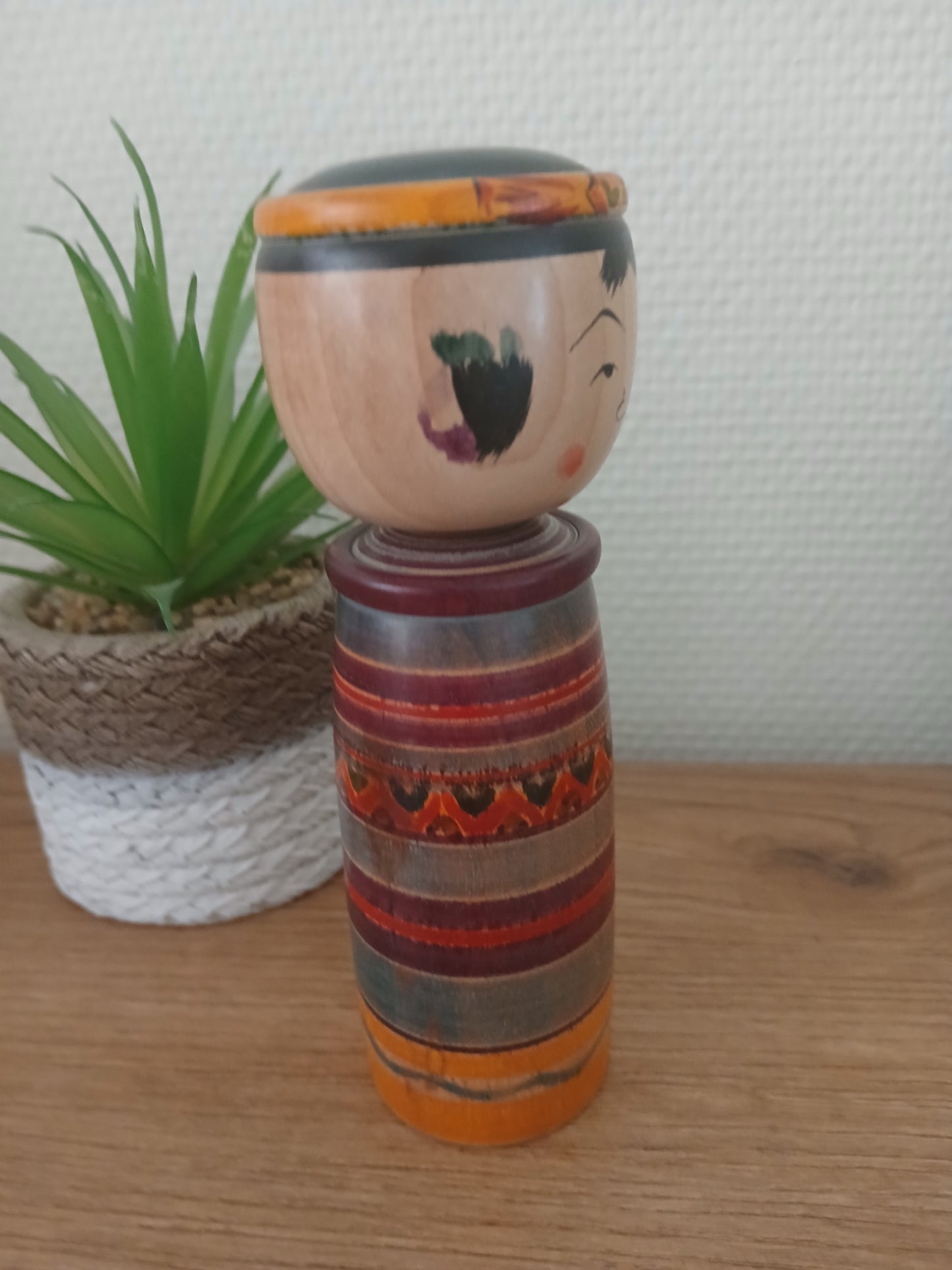 Vintage traditional Yajiro Kokeshi doll by Seikou Sato