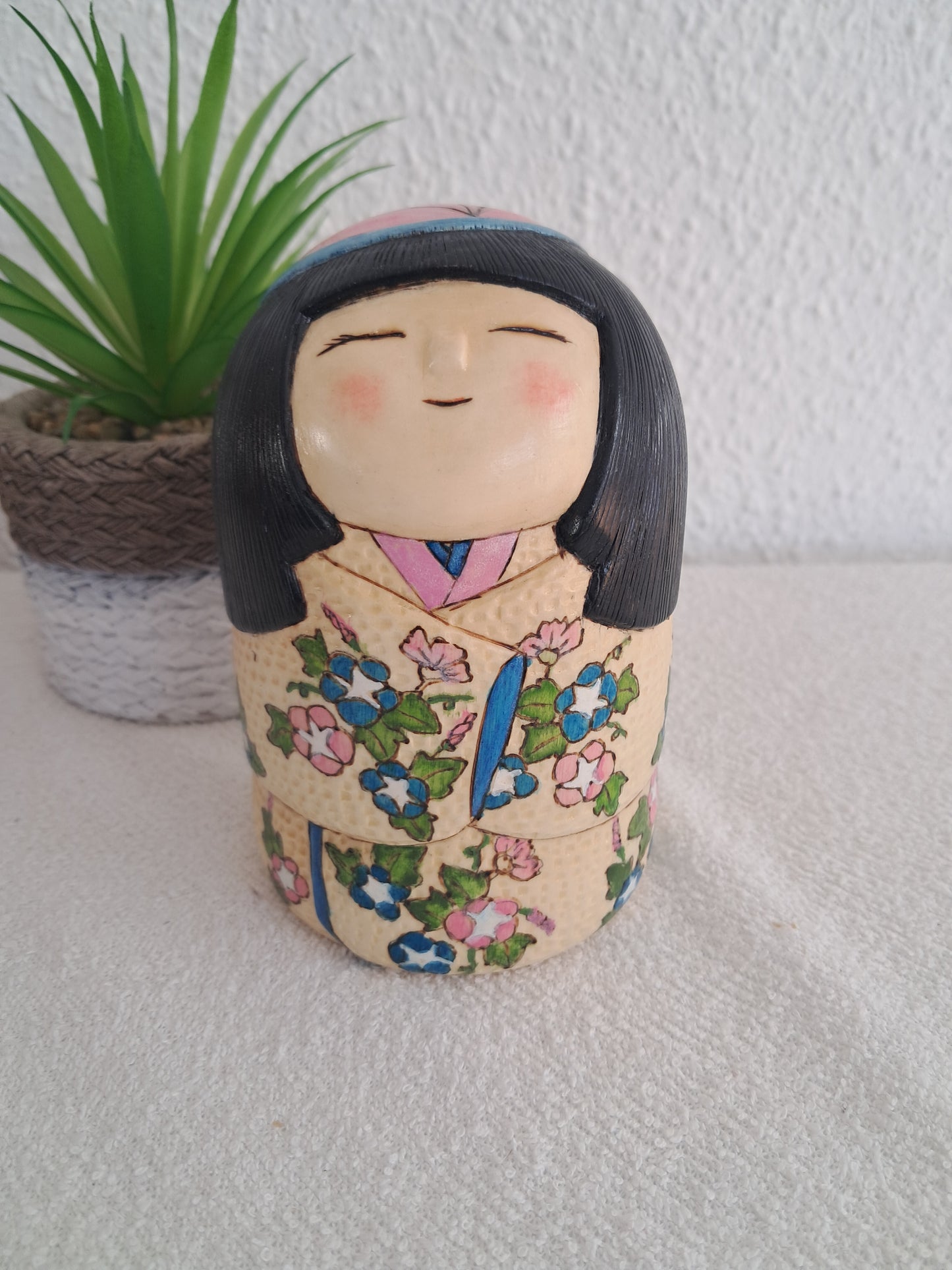 Beautiful creative kokeshi by Nozawa Megumi