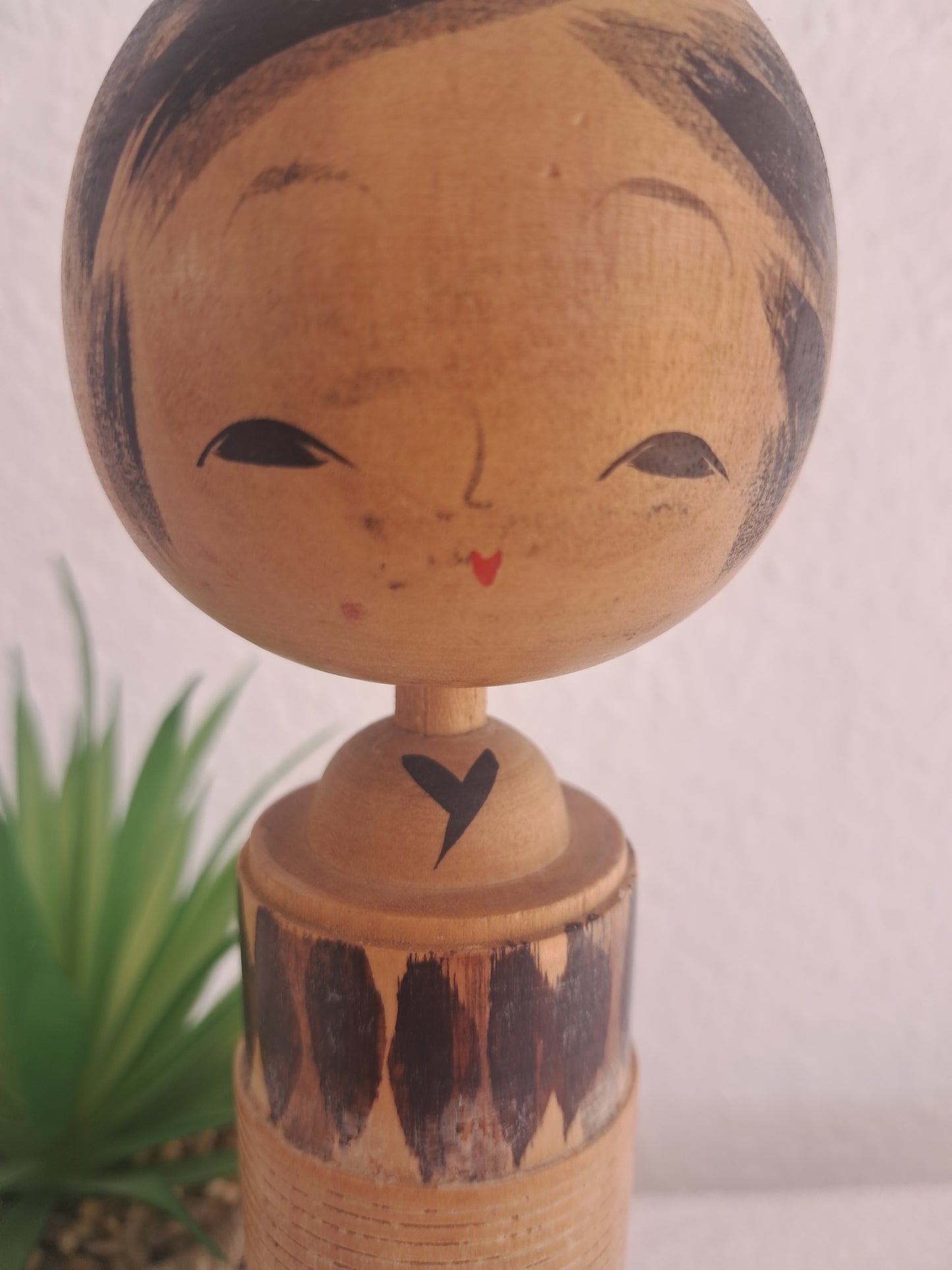 Vintage elegant Sosaku Kokeshi By Sato Suigai (1920- )