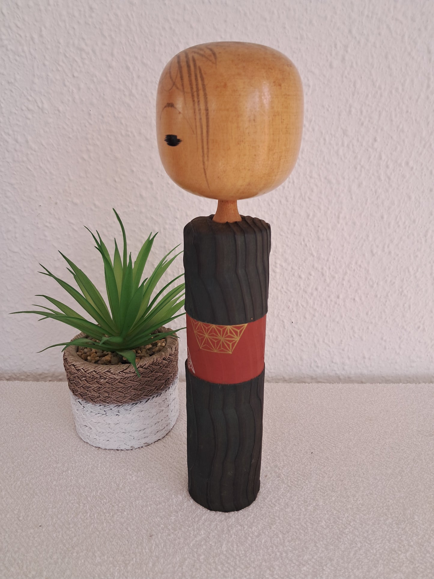 Vintage Sosaku Kokeshi Tsujita Ryozo