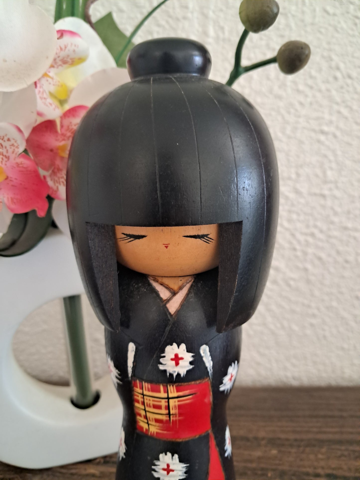 Vintage Sosaku kokeshi by Kishi Sadao (1932-1998)