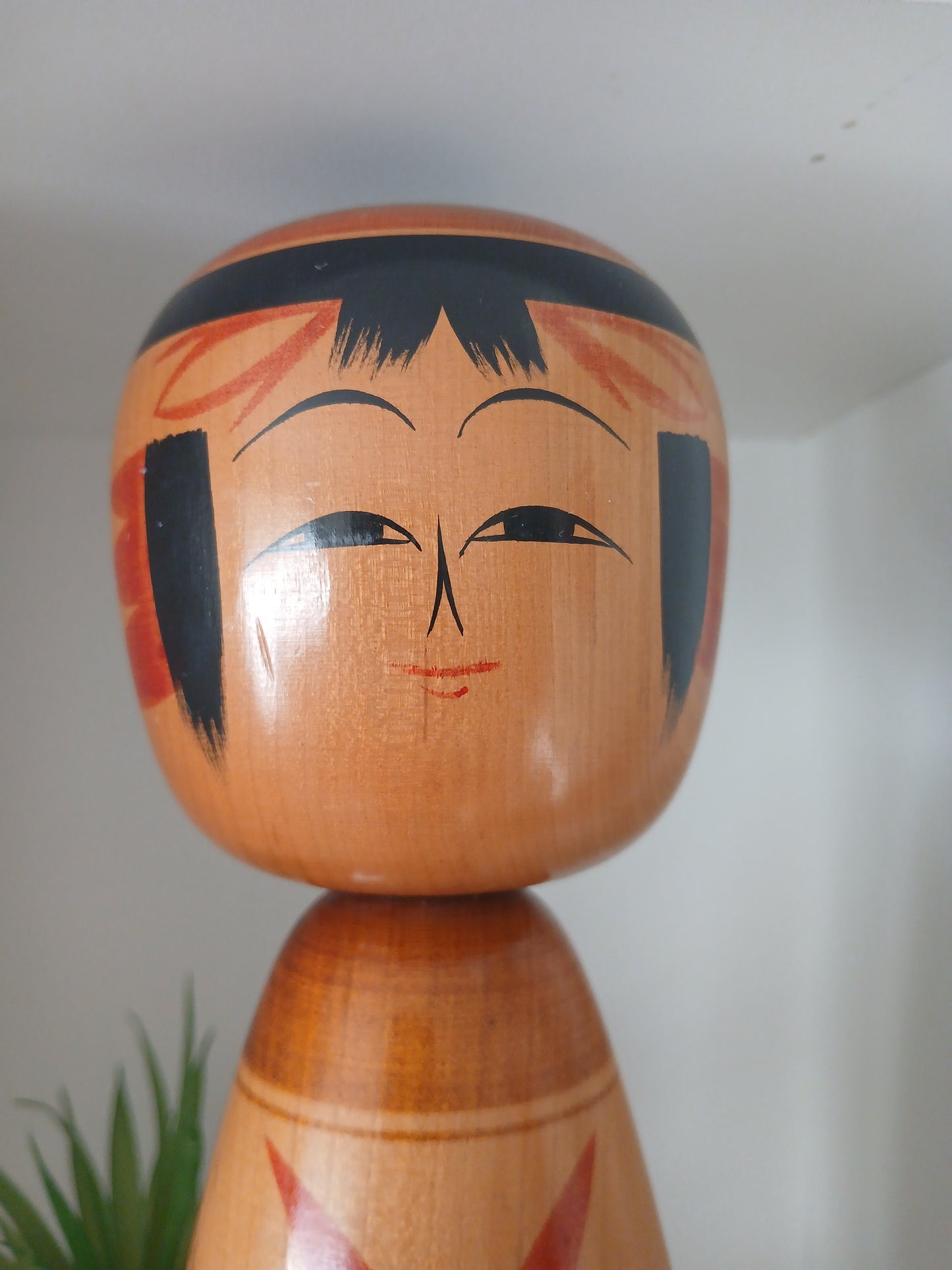 Vintage traditional Togatta kokeshi by Yasuo Maehara