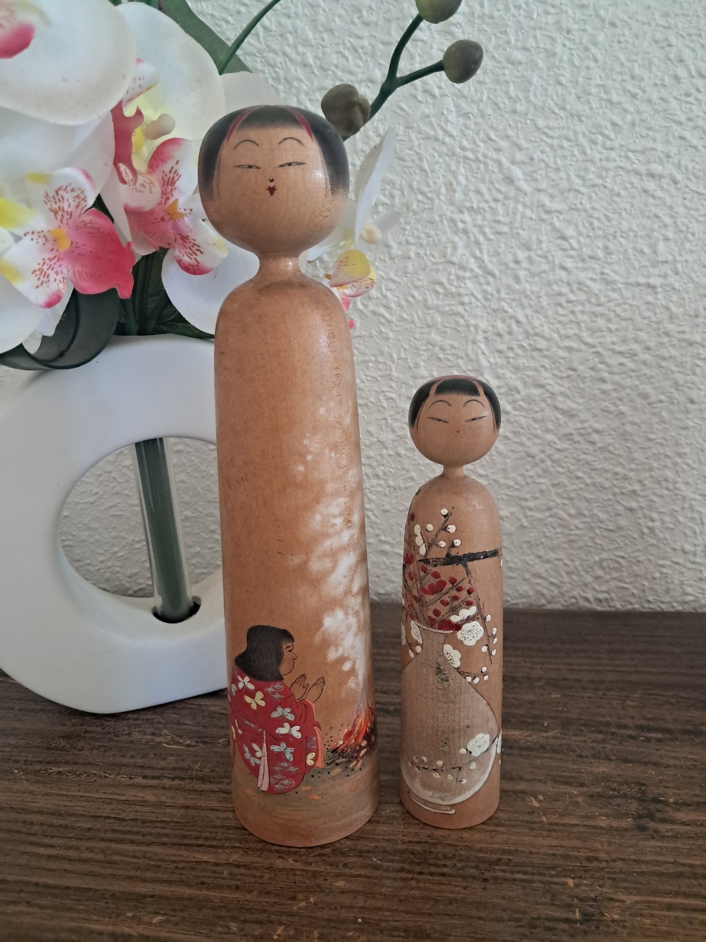 Exclusive 2 vintage Kijiyama kokeshi by Takano Yohachi (1907-1994)