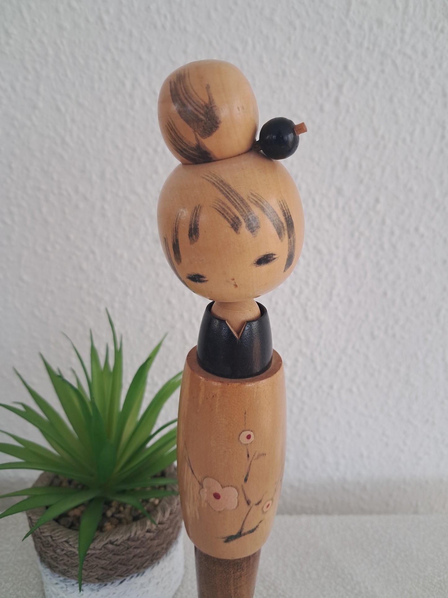 Vintage Sosaku kokeshi by Masami Kato (1925-)