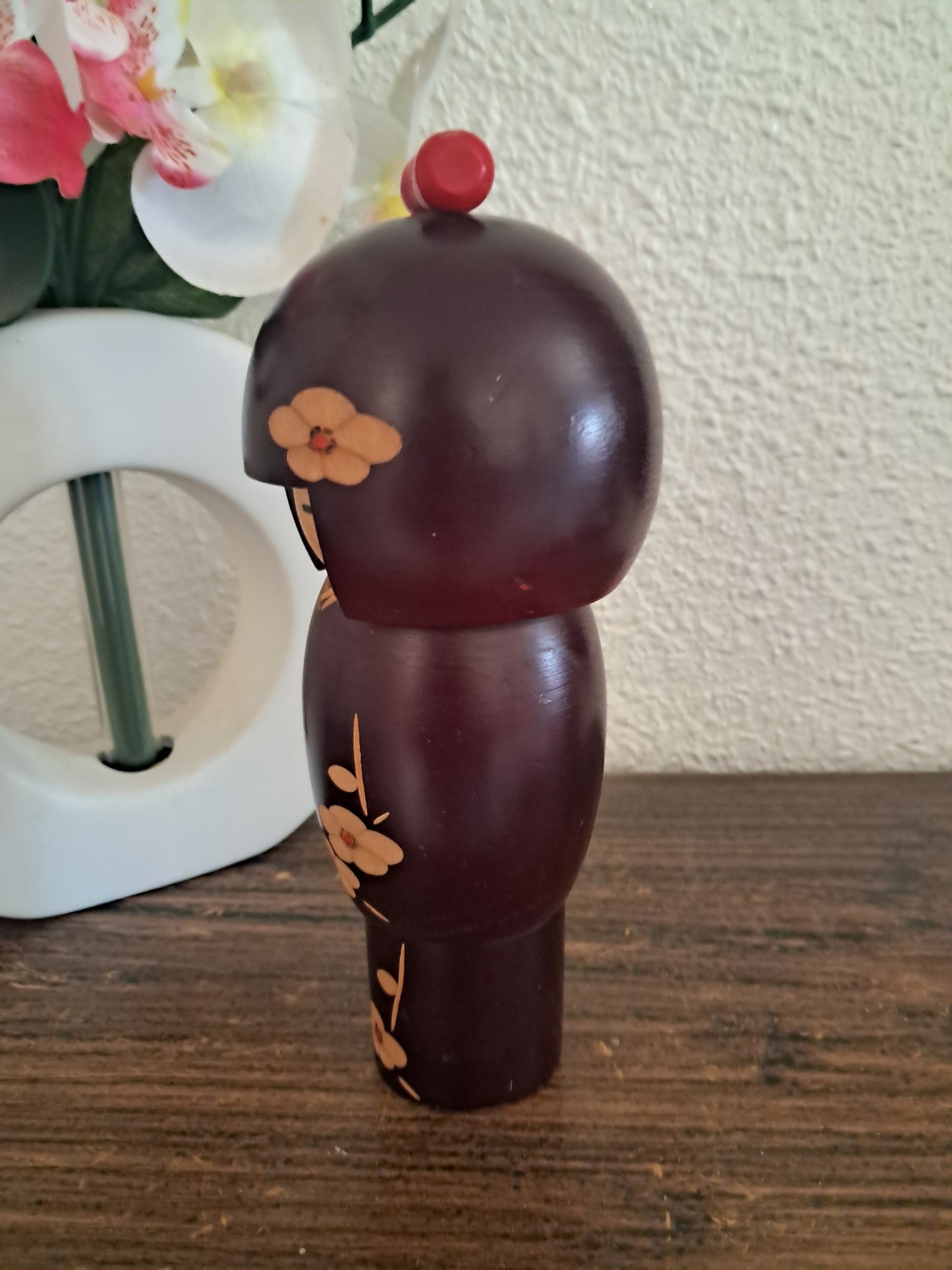 Vintage Sosaku kokeshi by Hajime Miyashita (1940-)