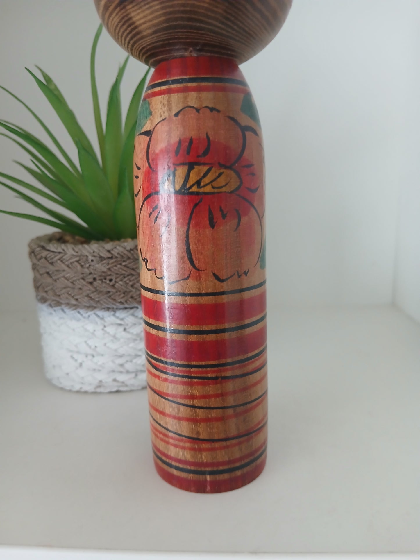 Vintage traditional Nakanosawa kokeshi