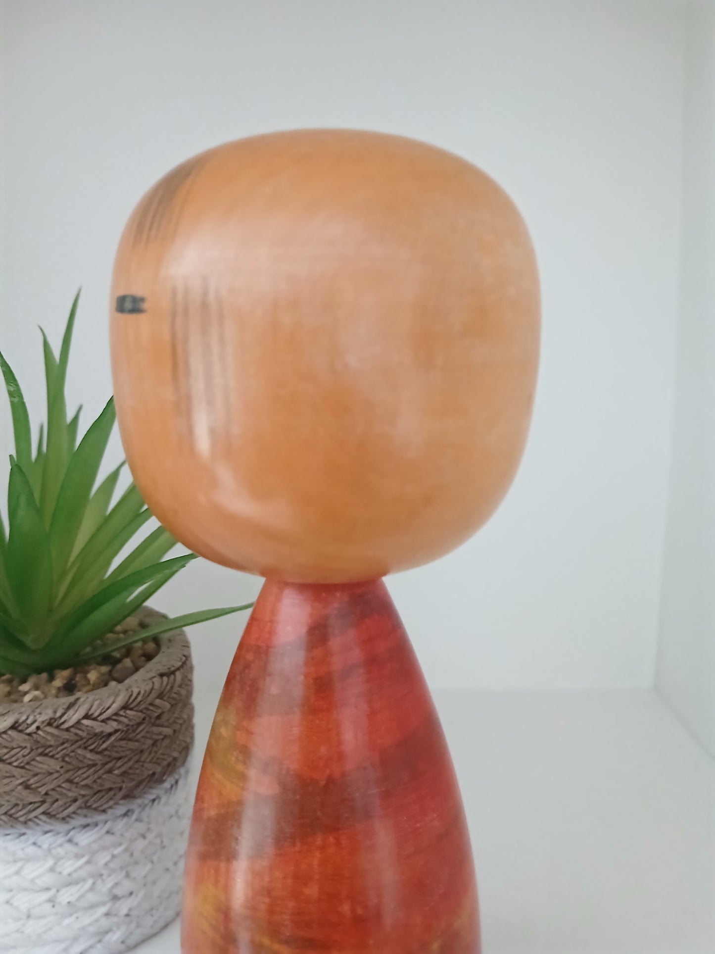 Rare Sosaku kokeshi by Takahashi Akinori (1957-)